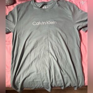 Calvin Klein light green T shirt size:M new with tag